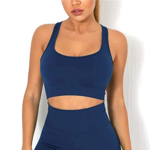 Femmes Léger Prix Revendable 2 Pièces Gym Wear Short De Soutien-Gorge Élastique À Séchage Rapide Motif Solide Strass Respirant - Product Image 1