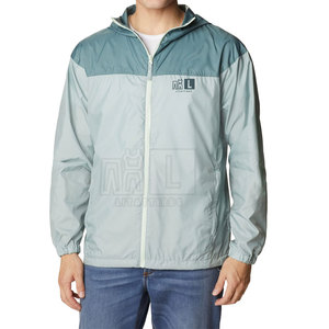 Chaqueta cortavientos de invierno de alta calidad para hombre al por mayor, talla personalizada con cuello con capucha y posición frontal del logotipo - Product Image 1