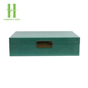 Caja de laca Joyería personalizada Laca de alto brillo Regalo de lujo Caja de embalaje de joyería de madera Hecho en Vietnam Producto - Product Image 6
