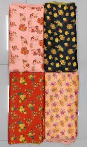 Tissu imprimé en satin Malai de designer, textile lisse et léger, idéal pour la mode, la couture DIY, les vêtements de soirée, la confection de robes, l'artisanat - Product Image 3