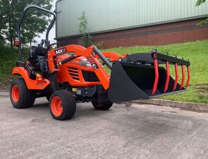 Tractor usado KUBOTA LM2605 4wd Rueda Equipo agrícola Tractor - Product Image 4