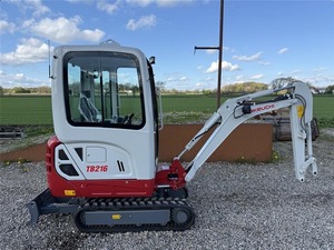 Miniexcavadora Takeuchi TB216 de 1.6 Toneladas, Excavadora Compacta de Orugas Diésel |   Equipo de Construcción Hidráulico – Mejor Precio al por Mayor - Product Image 5