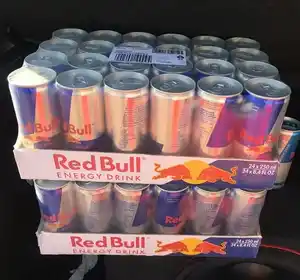 Redbull energy drink Dengan semua rasa berbeda tersedia dalam stok