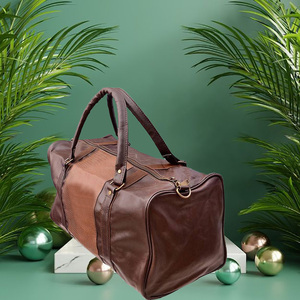Bolsas de viaje para hombres Cómodas y elegantes para aventuras en movimiento - Product Image 6