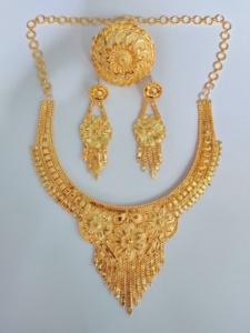 Wholesale Suppliers Necklace Earrings Ring <b>Set</b> with 22K Gold Plated Luxury Style <b>Jewelry</b> <b>Set</b> <b>for</b> Sale <b>Women</b> Wearing <b>Jewelry</b> <b>Set</b> - Product Image 2