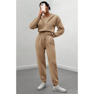 Conjunto Deportivo de Invierno para Mujer con Logotipo Personalizado, Sudadera con Capucha de Algodón y Forro Polar, Ropa Deportiva Informal para Fitness y Jogging, Venta al Por Mayor - Product Image 4