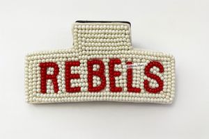 Pince à cheveux perlée pour femmes Nom de l'équipe et logo personnalisés - Product Image 5