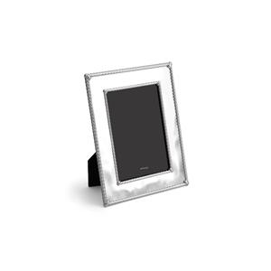 Cadre photo en métal d'aspect premium conçu pour contenir des photographies avec une touche artistique et un charme du vieux monde - Product Image 1