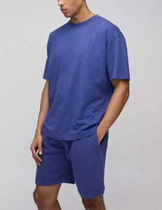 Vente en gros 2 pièces ensemble de jogging pour homme couleur unie col rond manches courtes t-shirt et ensemble court assorti survêtement homme logo imprimé personnalisé - Product Image 2