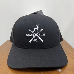 Gorra de camionero de malla negra con bordado 2D de logotipo y color personalizado, moda joven y clásica para adultos, hecha a mano en la fábrica de Vietnam - Product Image 1