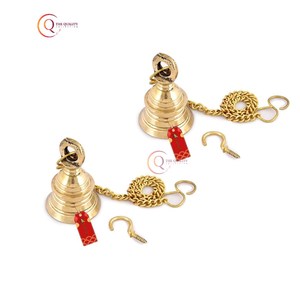 Fabuleuses cloches décoratives de Noël faites à la main avec des cloches en métal vintage fantaisie de couleur or et de haute qualité pour la décoration d'hôtel à la maison - Product Image 1