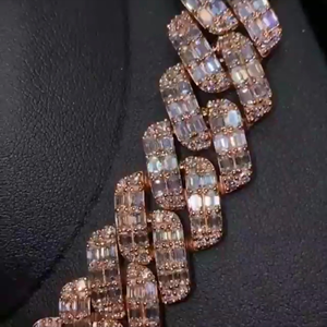 Cadena Unisex de Plata de Ley 925 de Edición Limitada, Personalizada con Moissanita, Chapada en Oro de 24K, Clásica, Blanca, de 20 mm - Product Image 1