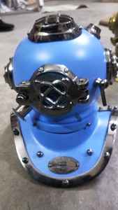 Casque de plongée décoratif bleu pour table de salon, artisanat pour la décoration - Product Image 3