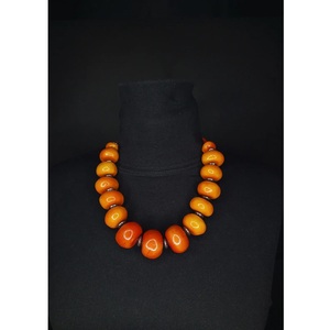 Collier en perles de résine unique de fournisseur indien pour les tenues d'été, les sorties à la plage et les festivals, disponible à bon prix - Product Image 1