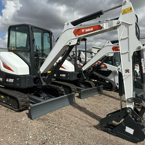 Miniexcavadora hidráulica compacta Bobcat E35 de cola cero usada con cabina cerrada a la venta - Product Image 1