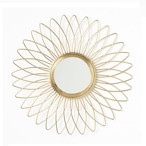 Miroir mural doré de forme ronde de haute qualité, design moderne fait à la main pour la maison, hôtel et bureau, article décoratif en fil métallique - Product Image 6