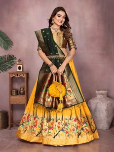 Lehenga Choli de Seda Jacquard Paithani Zari de Alta Calidad para Mujer, para Bodas y Fiestas, Disponible en Stock - Product Image 2