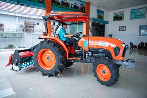 Nouveau fabricant vietnamien fraise rotative à lame multifonction haute efficacité pour tracteur 50HP - 60HP rotateur rotatif - Product Image 5