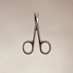 Tijeras para Cutículas de Alta Calidad, Afiladas y Puntiagudas, de 4 Pulgadas, con Acabado de Espejo, de Acero Inoxidable Alemán - Product Image 1