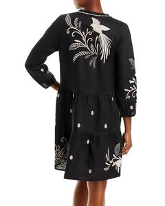 Robe noire en lin de style bohème, silhouette en A, col en V, motif floral et d'oiseaux brodé à la main, manches bouffantes trois quarts pour femmes - Product Image 1