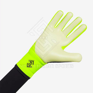 Gants de gardien de but en latex de haute qualité sur mesure, fermeture à boucle et crochet antidérapante, protection des doigts, gants de sport professionnels pour hommes - Product Image 4