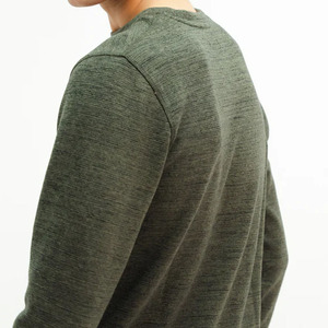 เสื้อสเวตเชิ้ตผู้ชายทรงปกติ ผ้าฟลีซหนานุ่ม ใส่ได้ในฤดูหนาว สกรีนโลโก้ตามสั่ง พิมพ์ลายดิจิทัล เป็นมิตรต่อสิ่งแวดล้อม สตรีทแวร์ ขายส่ง - Product Image 4