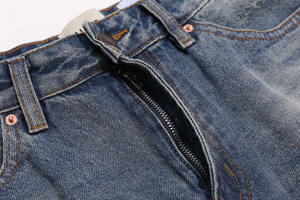 กางเกงยีนส์ขาสั้นขาดรุ่ยสไตล์วินเทจ เอวสูง ติดกระดุม ผ้าฝ้าย 100% กันลม สำหรับผู้ชายและผู้หญิง รุ่นซัมเมอร์ใหม่ - Product Image 3