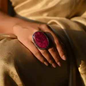 Bague en argent 925 avec charoïte taille princesse pour femmes - Bijoux fins en pierre naturelle plaqués rhodium - Product Image 3