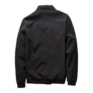 OEM logotipo personalizado de alta calidad de la vendimia de mezclilla de invierno de los hombres chaqueta de bombardero de cuello alto logotipo frontal posición impermeable transpirable - Product Image 2