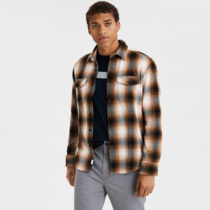 Vente en gros de chemise décontractée en flanelle pour hommes personnalisée à carreaux brossés épais et chauds 100% coton à col montant pour le printemps - Product Image 3