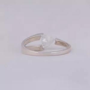 Anillo de compromiso de vástago dividido de un solo lado con un pequeño diamante redondo de laboratorio en oro sólido de 10K/14K/ 18K para compromiso - Product Image 5