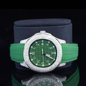 Reloj de Pulsera Unisex de Acero Inoxidable con Diamantes de Moissanita Verdes, Automático, Resistente al Agua, con Esfera de Cristal y Acabado VVS - Product Image 1