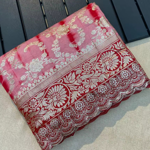 Sari en soie pure Span Dola pour femmes, tissage Max Jari Jaqurad sur tout le corps, tissage Jaal sur les deux côtés, bordure riche Pallu - Product Image 1