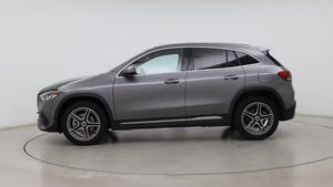 Mercedes-Benz GLA 250 4MATIC 2023, Seminuevo - Product Image 3