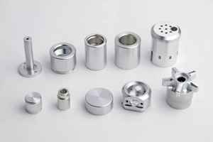 บริการงานกลึง CNC สแตนเลสแบบ OEM ODM พร้อมขั้นต่ำในการสั่งซื้อ 100 ชิ้น สำหรับงานกลึงโลโก้ตามแบบ - Product Image 3