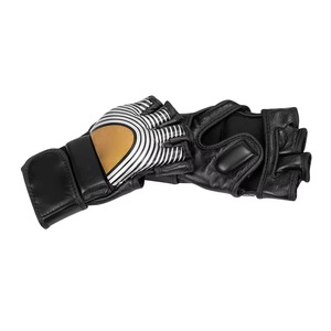 Gants de boxe MMA en cuir véritable personnalisés de haute qualité pour l'entraînement et le combat – Qualité supérieure, logo personnalisé, fabriqués au Pakistan - Product Image 3