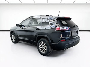 Jeep Cherokee Latitude Lux 2022 en Venta, SUV Diésel Turbo, Asientos de Cuero Negro Cristal, Transmisión Automática, Techo Corredizo - Product Image 6