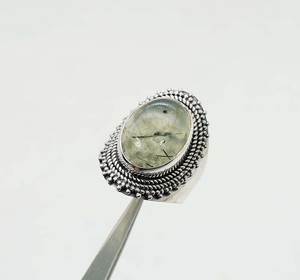 925 argent sterling massif mois d'août pierre de naissance prehnite avec lunette réglage bague de forme ovale - Product Image 4