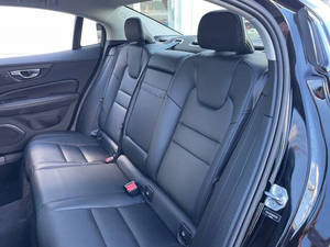 Vo-lvo S60 2022 en parfait état - Product Image 2