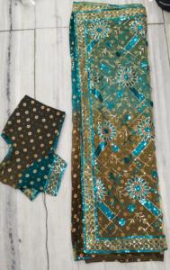 Nuevo y Exclusivo Sari de la Colección Shubham, Auténtico de la India, con un Impresionante Diseño Floral y Bordado Intrincado - Product Image 2