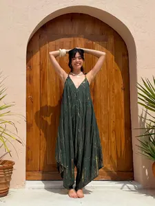 Verano bohemio largo Tie Dye mono de gran tamaño Sexy hasta el suelo señoras Resort Wear para mujeres de talla grande Mono para vacaciones - Product Image 5