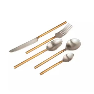 Cubiertos fabulosos de diseñador Nueva llegada Cubiertos lujosos Regalos de inauguración de la casa Calidad fantástica - Product Image 2