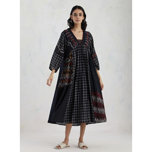 ชุดเดรสแบล็ค แจมดานี อิคัต ทรงหลวม ผ้าชีฟอง - Product Image 5