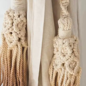 Attache de rideau en macramé, attache de rideau en coton fait main - Product Image 1