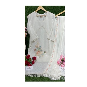 Traje paquistaní listo para usar de diseñador tradicional indio con Dupatta bordado de Nazmeen del exportador indio - Product Image 1