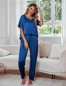 Ropa de dormir de mujer personalizada de fábrica para ropa de invierno suave de invierno para mujer - Product Image 2