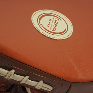 แผ่นซ้อมมวยหนังคุณภาพสูง รับทำโลโก้ตามสั่ง MOQ ต่ำ ผู้ผลิตใหม่ แผ่นซ้อมมวยสำหรับฝึกซ้อมการต่อสู้ - Product Image 5