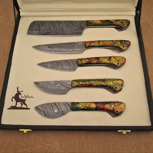 Cuchillo de cocina de acero de Damasco personalizable OEM con mango de resina y Funda de cuero regalo de Navidad/cumpleaños para él y ella - Product Image 1