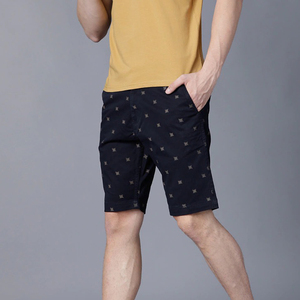 Shorts Bermuda pour Homme en Coton Oxford Noir à Motif Crâne, Taille Mi-Haute, Fermeture Boutonnée, Style Décontracté - Product Image 3
