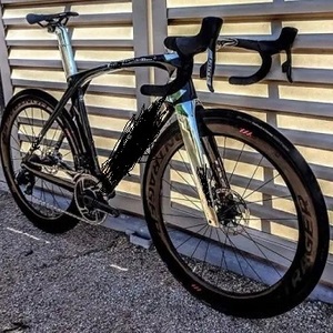 Bicicleta de Carretera SLR 9 Gen 6 2025 - Product Image 1